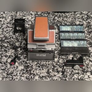 Polaroid SX-70 Land Camera w/ Flashbar II, Flash Mount & Remote Cable – Untested